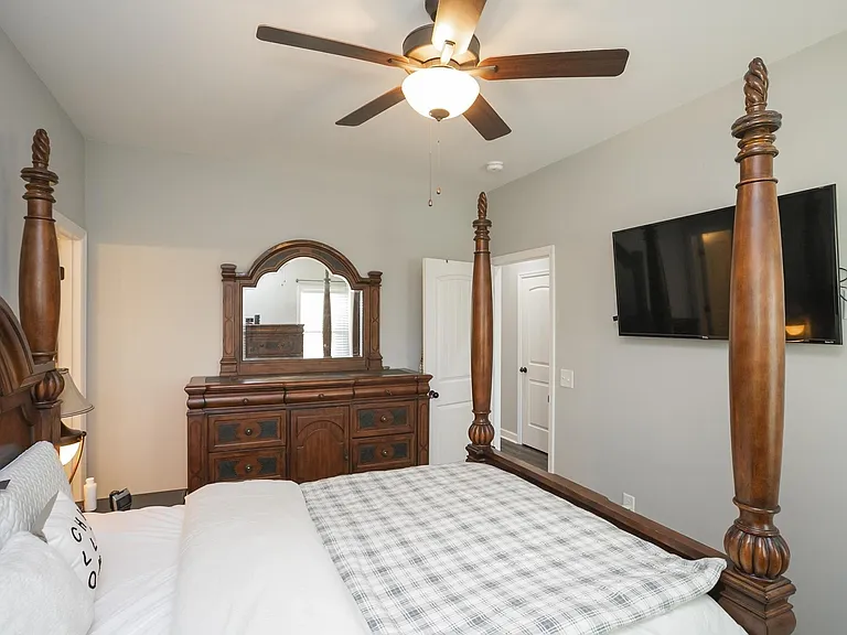 1003 Villa Cir — Photo 16