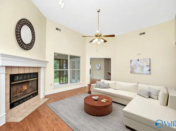 125 Arrowhead Trl, Madison, AL 35758