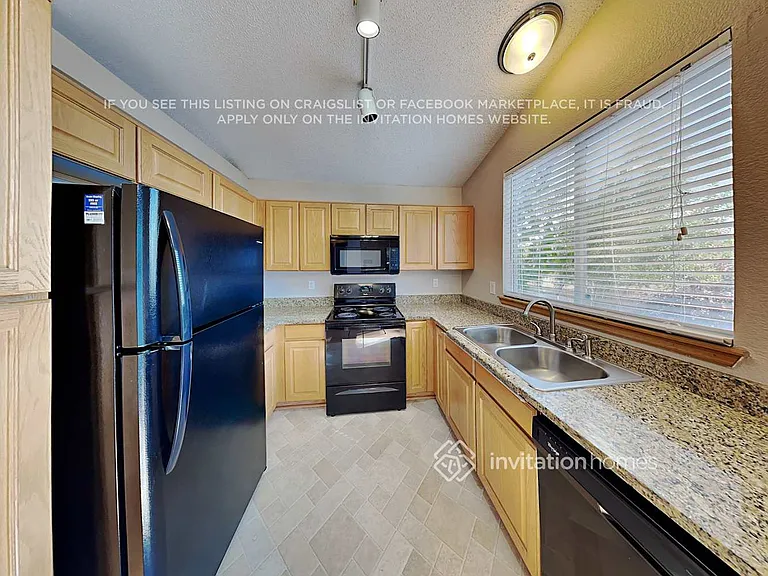 8736 Greengrass Way — Photo 8