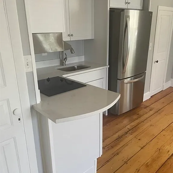 9 State St #4 — Photo 4