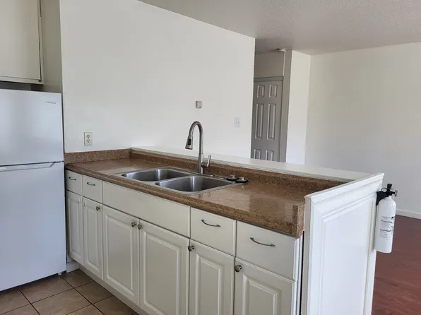 1818 7th Ave, Oakland, CA 94606