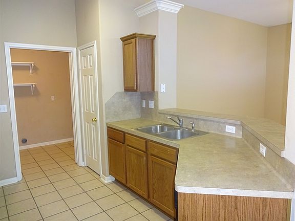 4th image of 7510 Angelwing Dr