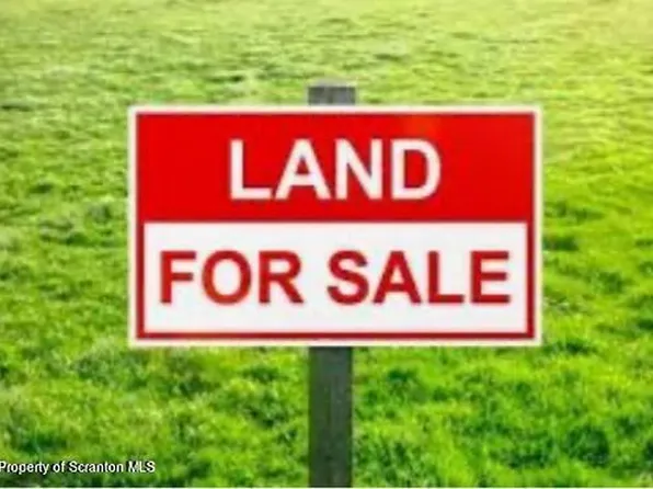 Boulevard L17i21 Ave, Carbondale, PA 18407