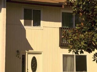 280 N Cottage Rd, Sterling, VA 20164