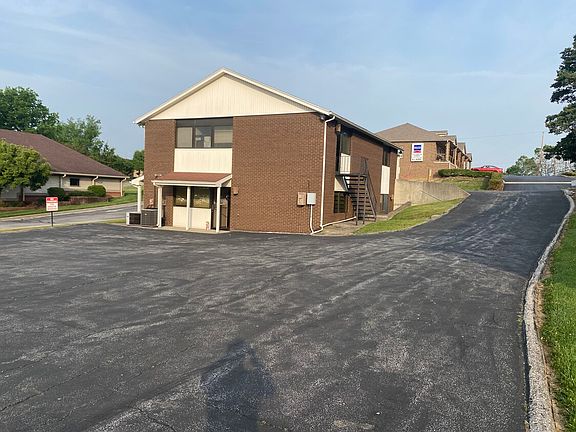 2nd image of 1A Physicians Park