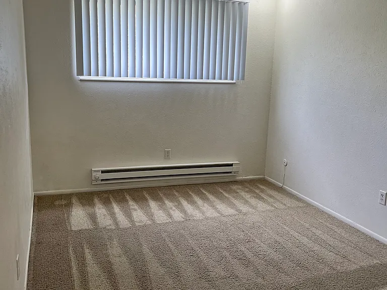 Cedar Cliff Apartments — Photo 10