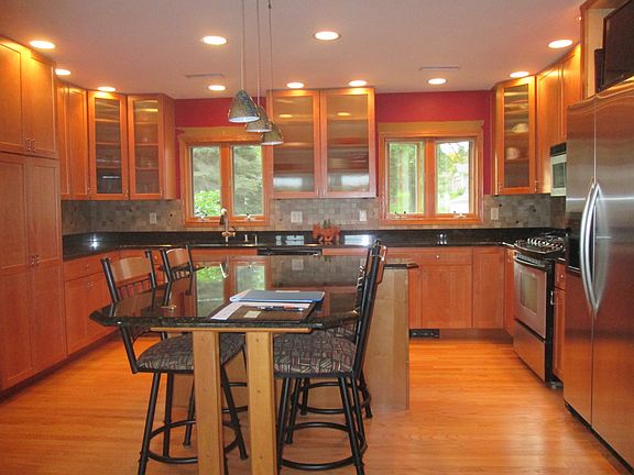 3rd image of 5604 W Lake Dr