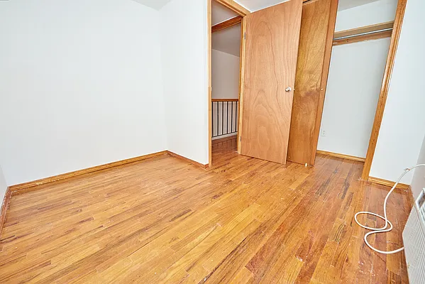 Rented by Genik Group Corp | media 24