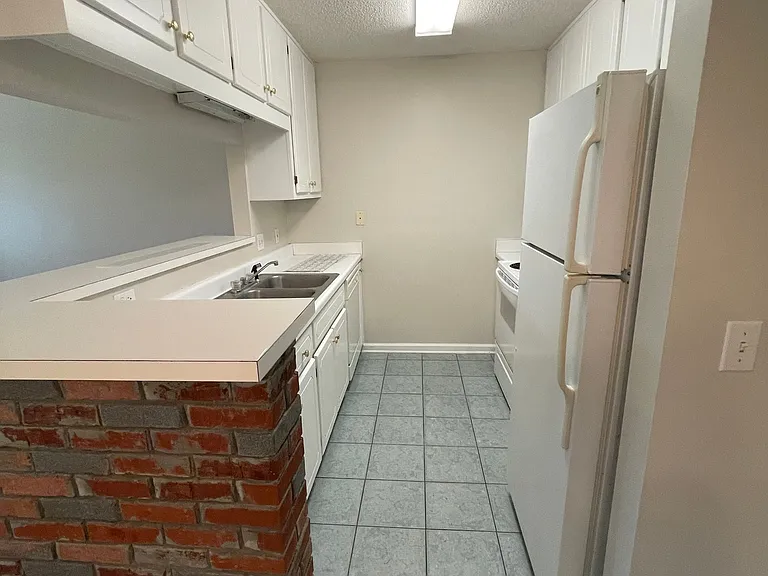 112 Candle Brook Dr #1 — Photo 8