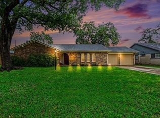 9942 Bayou Woods Dr, Baytown, TX 77521