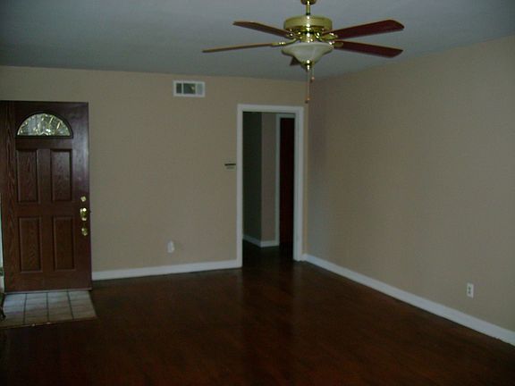 3rd image of 2505 Santa Cruz Dr