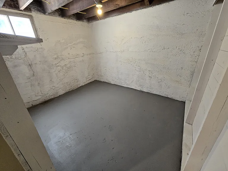 3532 Fullerton Ave — Photo 68
