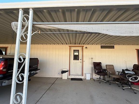 5th image of 11401 E 37th Pl