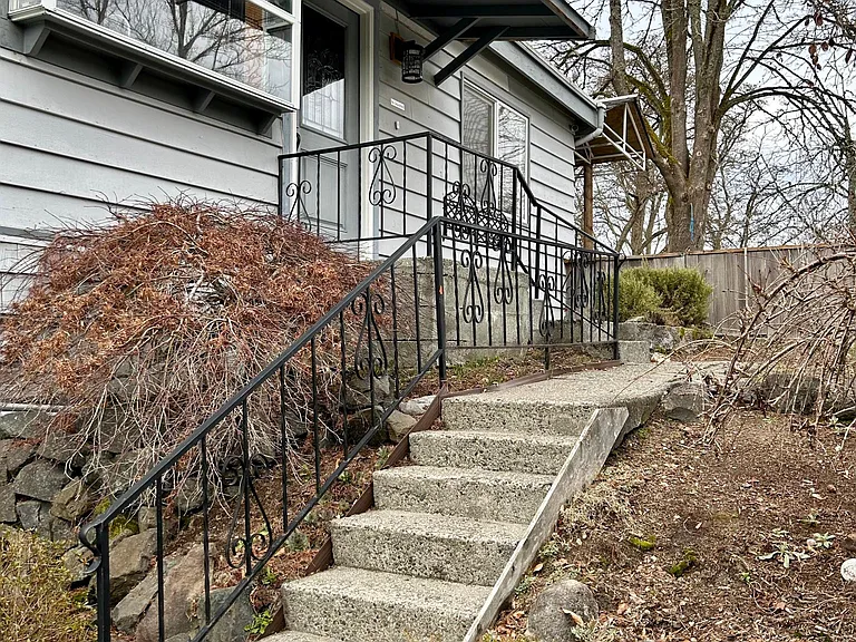 12458 NE 95th St — Photo 11