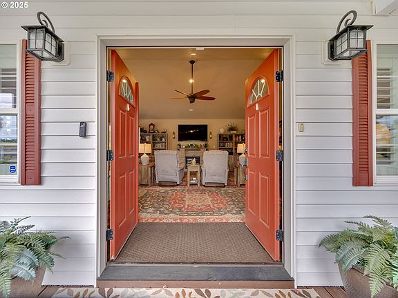 5th image of 22035 SE Firwood Rd