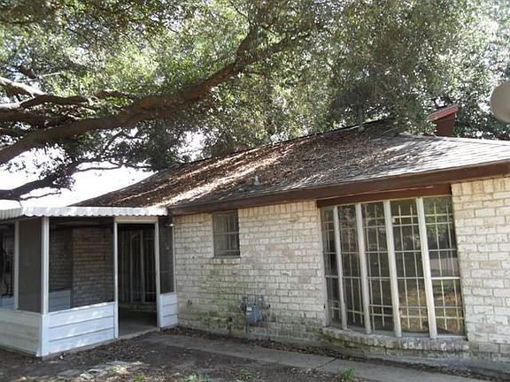 2nd image of 4954 Drakestone Blvd