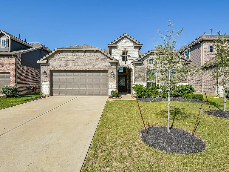 14615 Sycamore Side Way — Photo 1