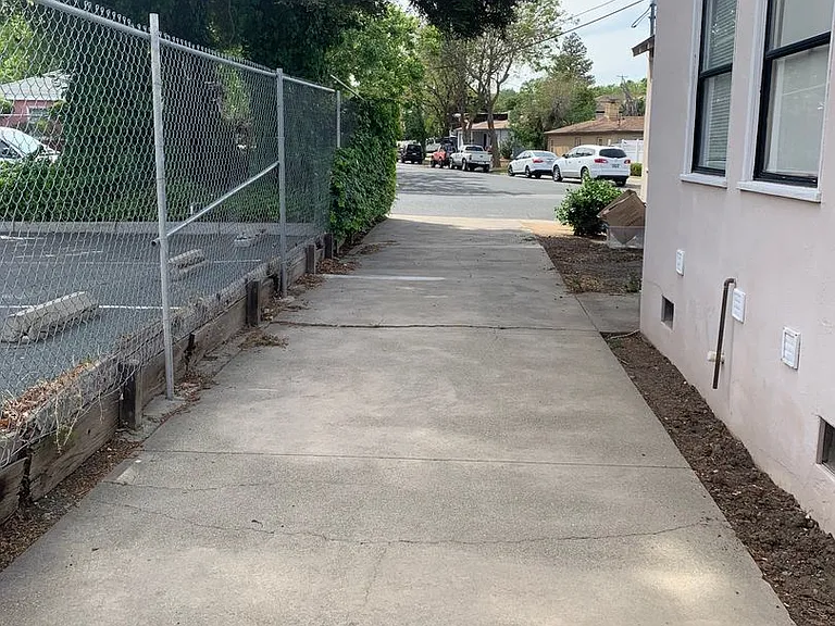 265 Ramona St — Photo 17