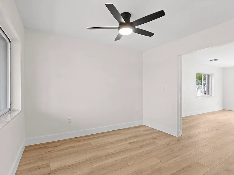 3905 Flag Dr — Photo 30