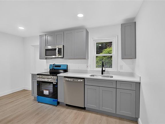 4th image of 5 Lees Ln