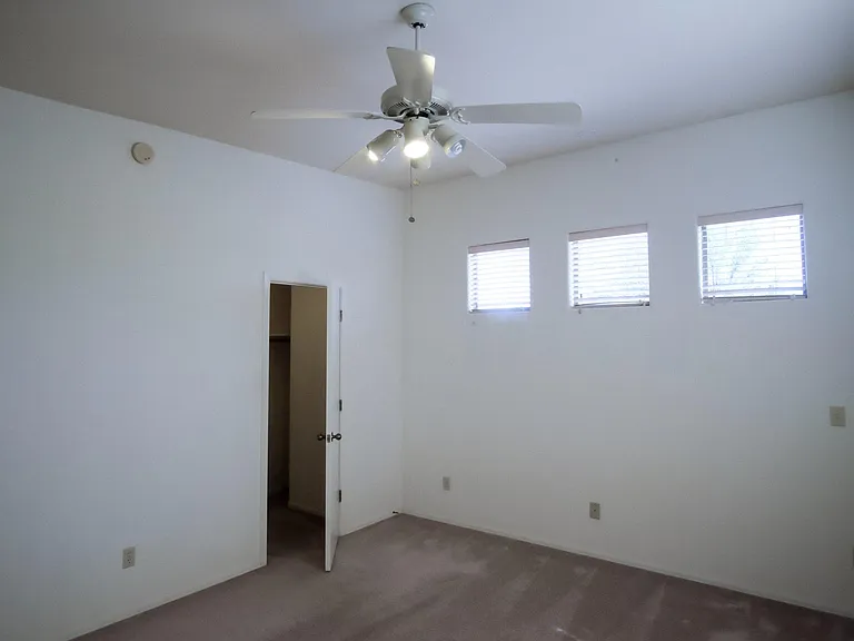 5237 E Calle Vista De Colores — Photo 15
