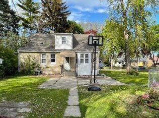 6935 W Medford Ave, Milwaukee, WI 53218