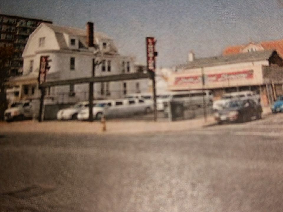 1st image of 2021 Cropsey Ave