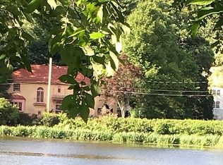 106 Dexter Rd, Newton, MA 02460