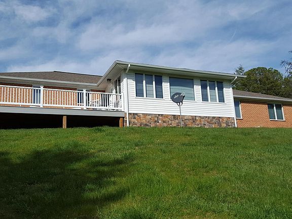 2nd image of 56 Stoneridge Ln