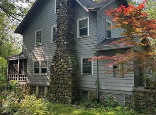 44 Hanover Rd, Mountain Lakes, NJ 07046