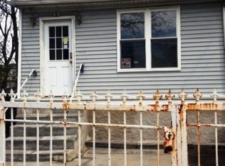 513 S 9th Ave, Mount Vernon, NY 10550