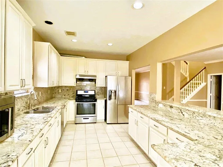 21523 Santa Clara Dr — Photo 14