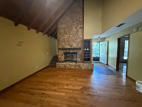 3rd image of 302 Bernard Rd