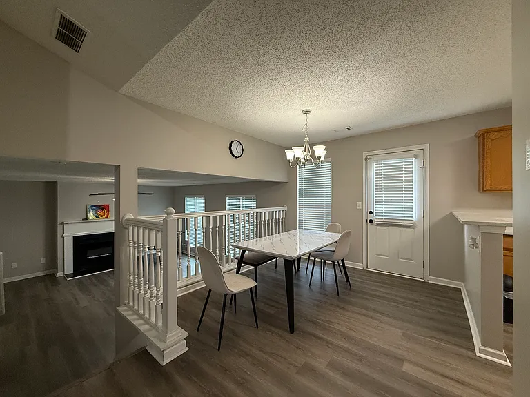3314 Waggoner Trl — Photo 4