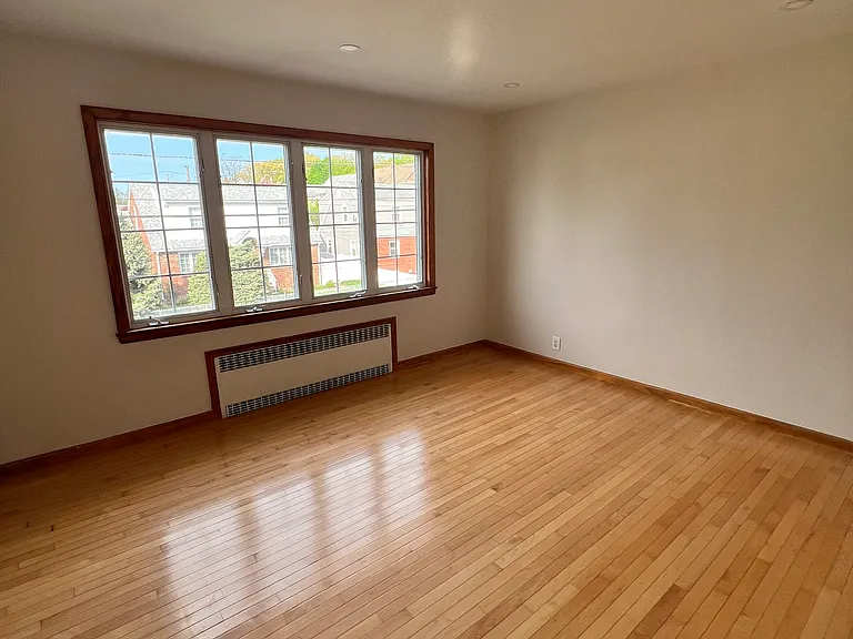 62 Stein Ave #2B — Photo 4