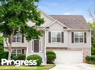 3505 Wrenwood Ct, Loganville, GA 30052