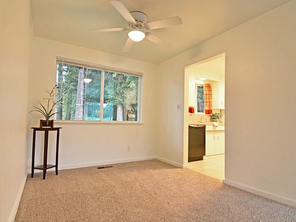 5th image of 6119 176th St SW