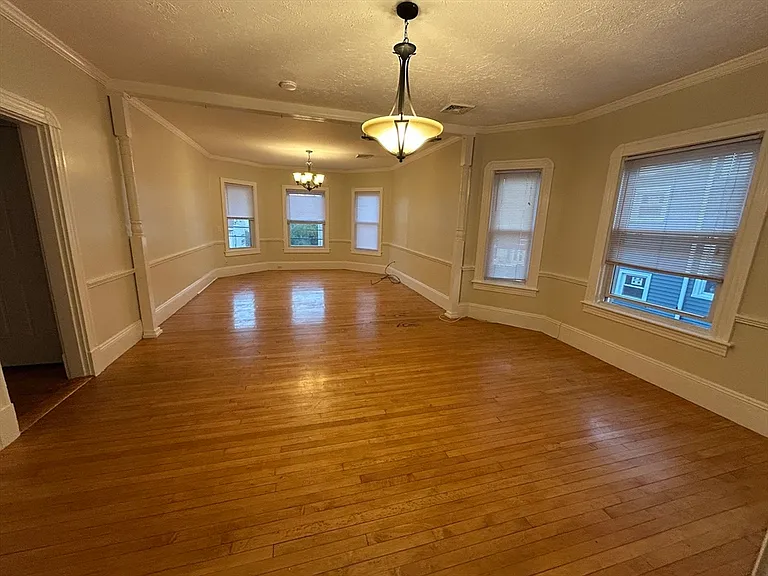 74 Weston St #2 — Photo 4