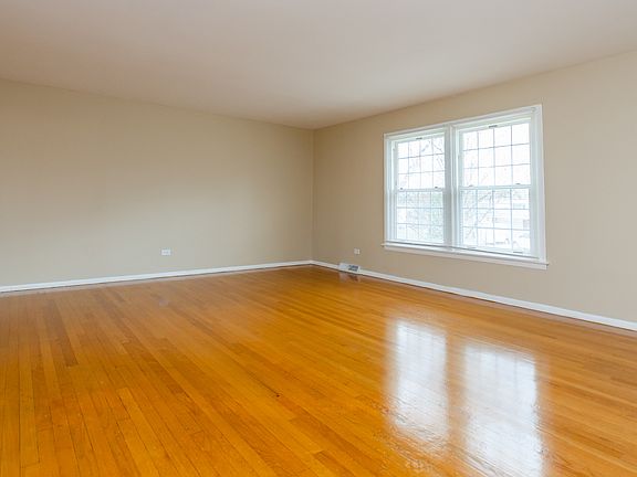 4th image of 436 N Illinois Ave