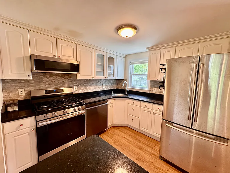 53 Gerald Rd — Photo 10