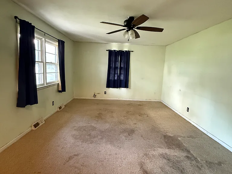 4517 Waterloo Dr — Photo 7