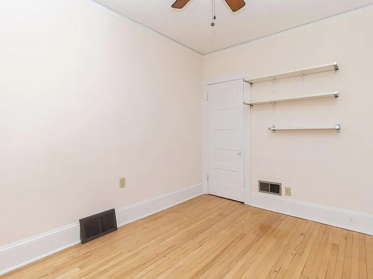 3049 S Wentworth Ave #A — Photo 8