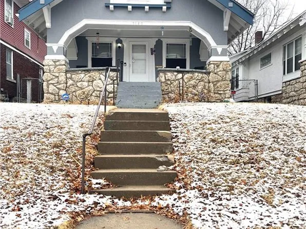 3840 College Ave, Kansas City, MO 64128