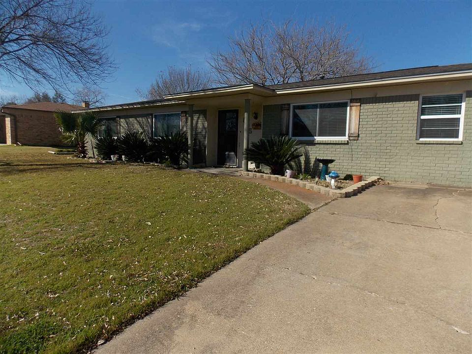 1st image of 805 W Billington Dr