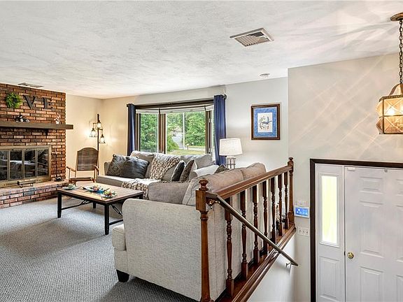 3rd image of 20 Harry L Andrews Rd
