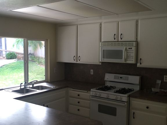 4th image of 535 Spanish Oak Ave