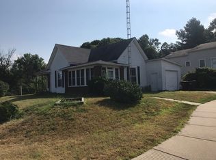 621 W Walnut St, Brownstown, IN 47220