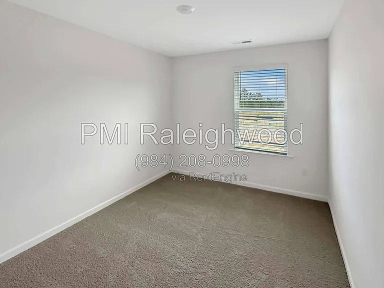 108 Clementine St — Photo 23