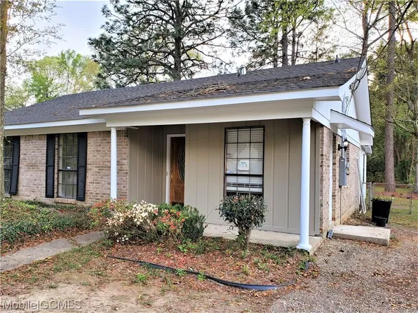 1645 Gentilly Dr W, Mobile, AL 36618