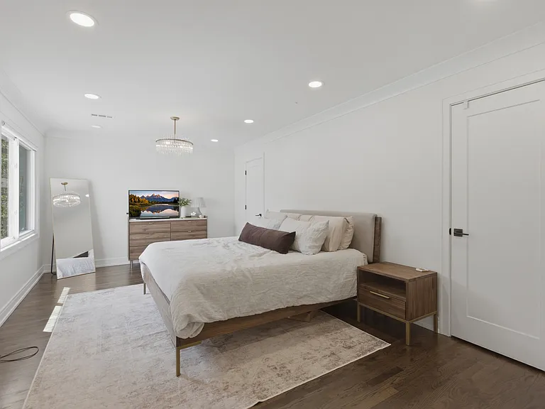 105 Yarrow Ct — Photo 11